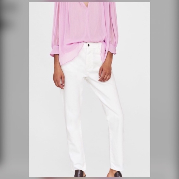 Zara Denim - Zara Basic Mom Fit White Jeans